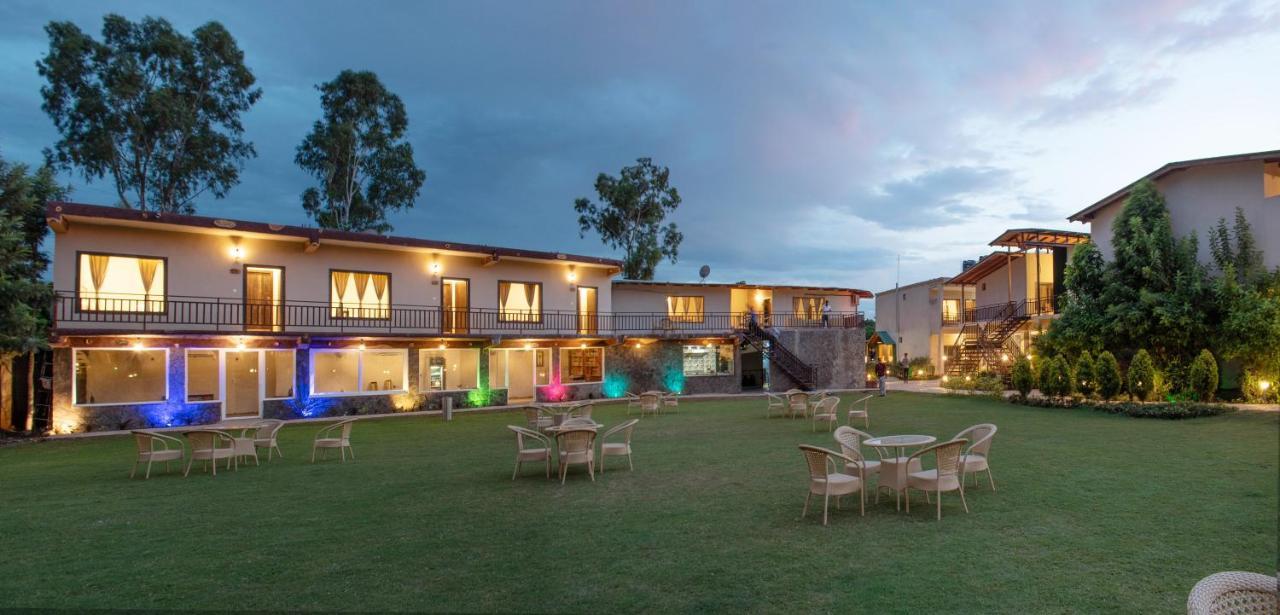 Vow Resorts & Spa, The Corbett Wilderness Rāmnagar Eksteriør billede